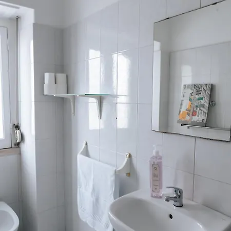 Daniela's 302 * Lisboa